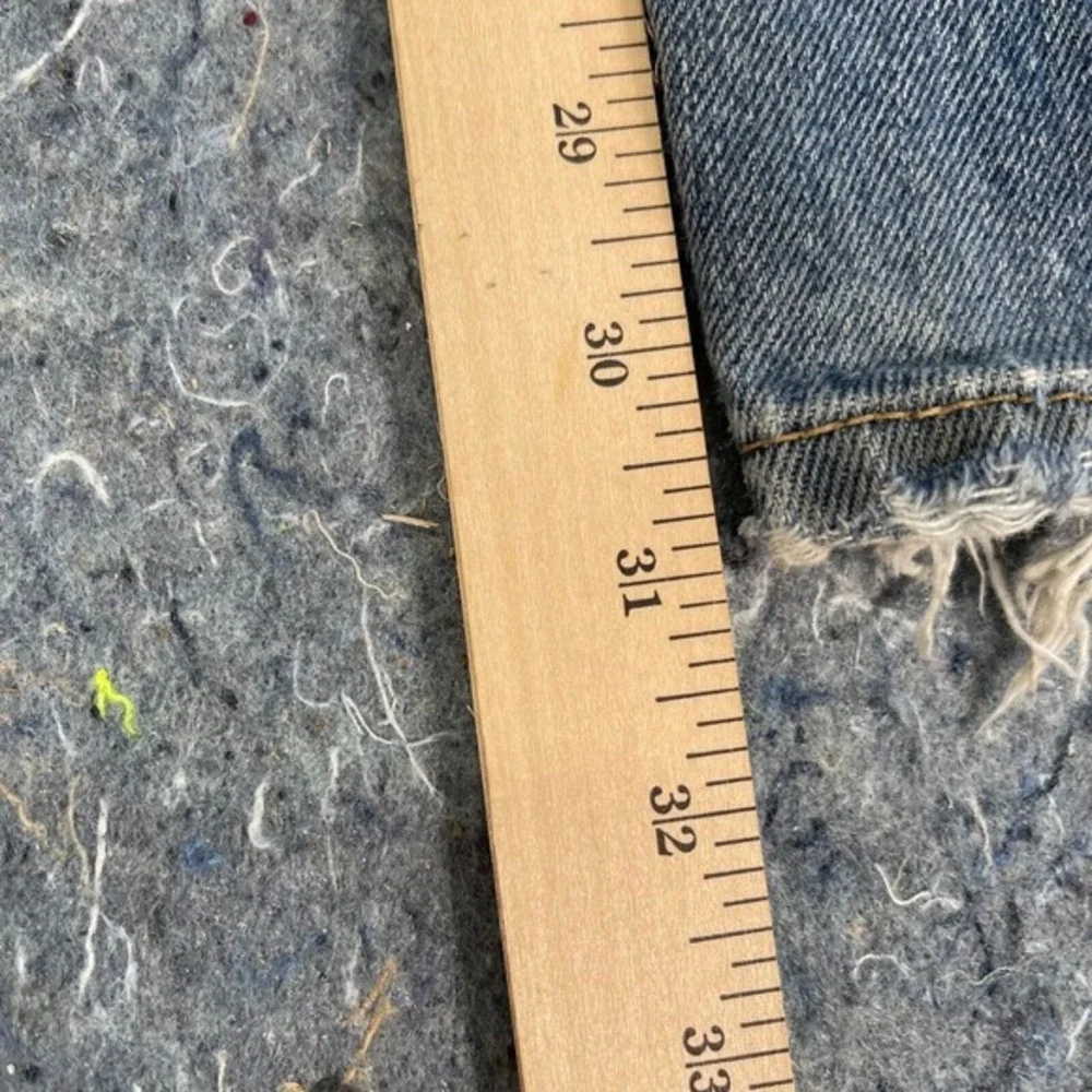 Levis Jeans 550 Mens 36x34 Relaxed Fit Straight‎ Leg Med Wash Blue Denim